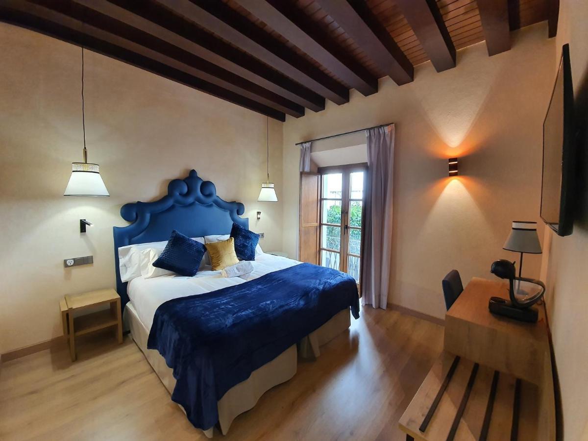 Deluxe Double Room,1088991739:JPEG