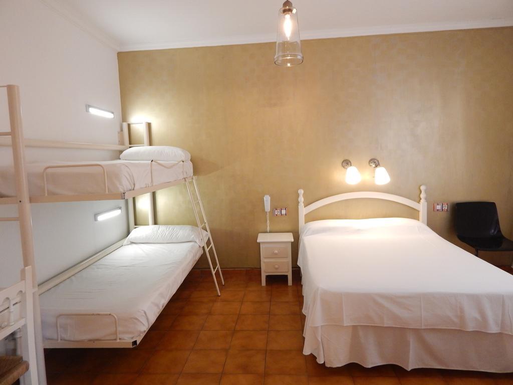 Economy Quadruple Room,109472811:JPEG