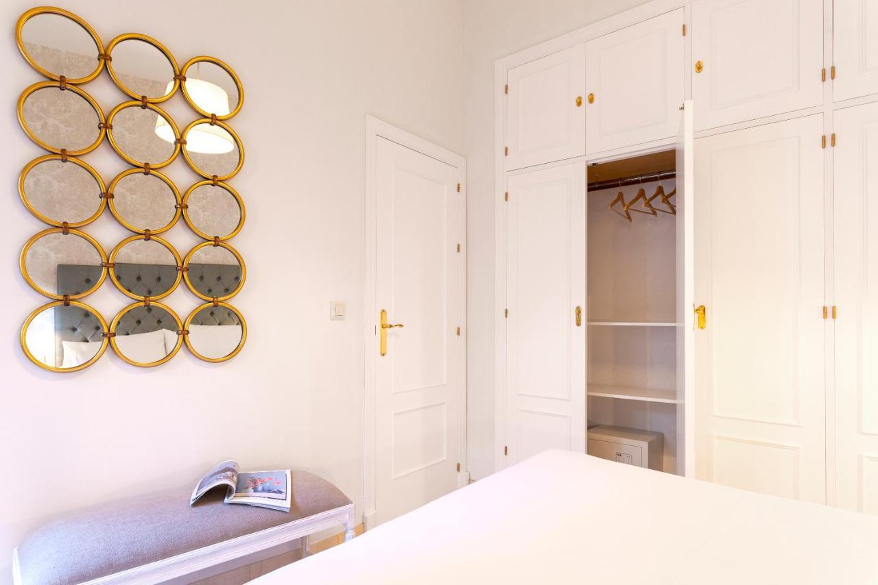 Two-Bedroom Apartment Terrace external access