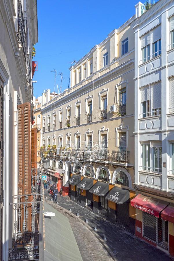 Two-Bedroom Apartment Terrace external access