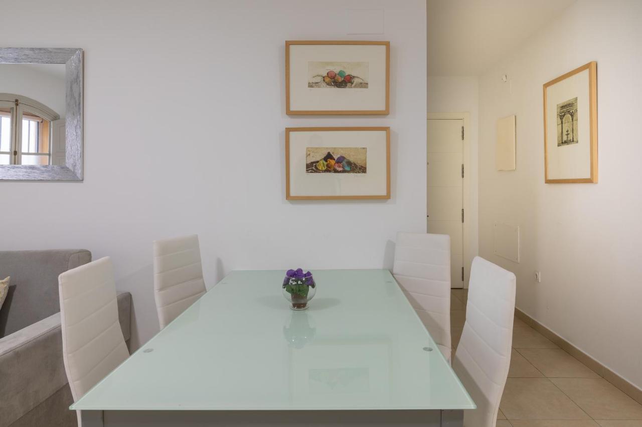 One-Bedroom Apartment 2