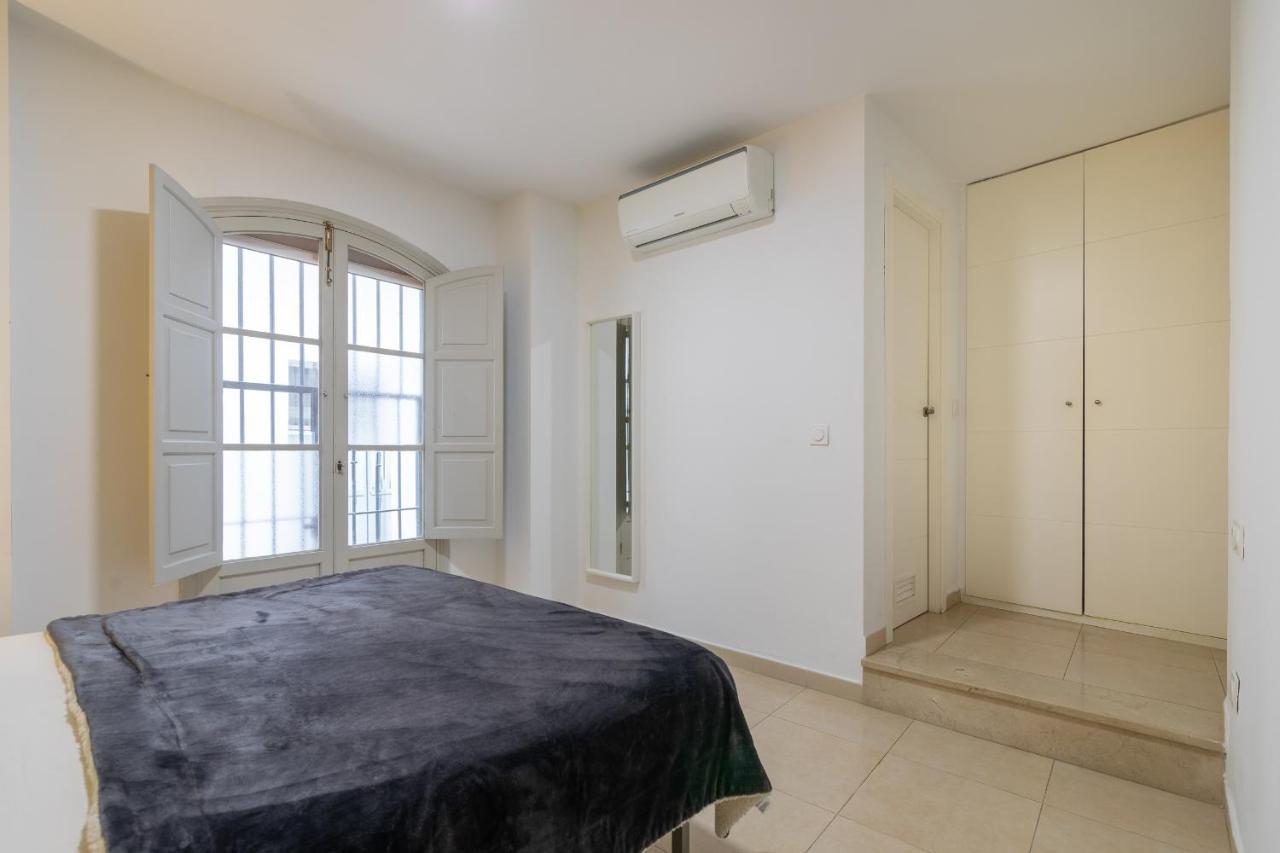 One-Bedroom Apartment 2