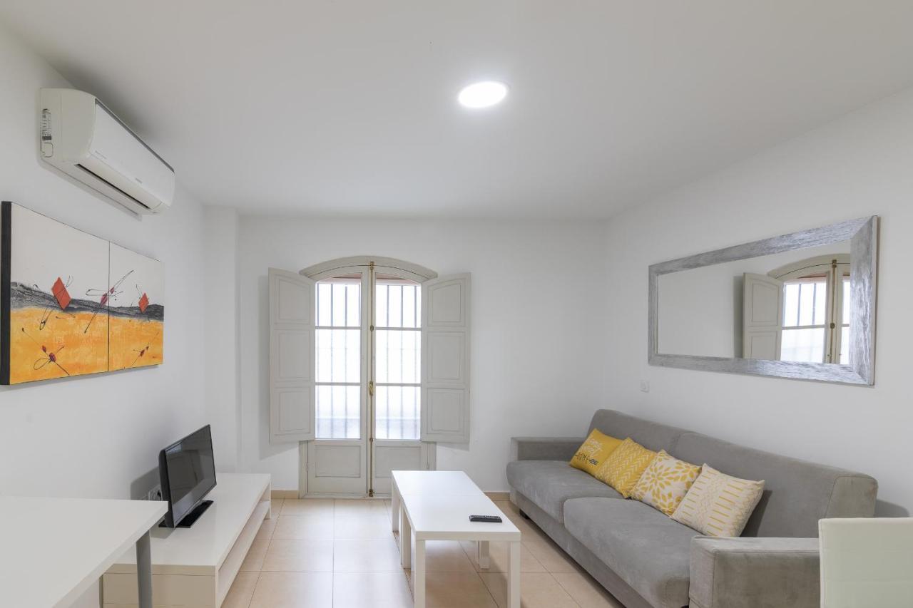 One-Bedroom Apartment 2
