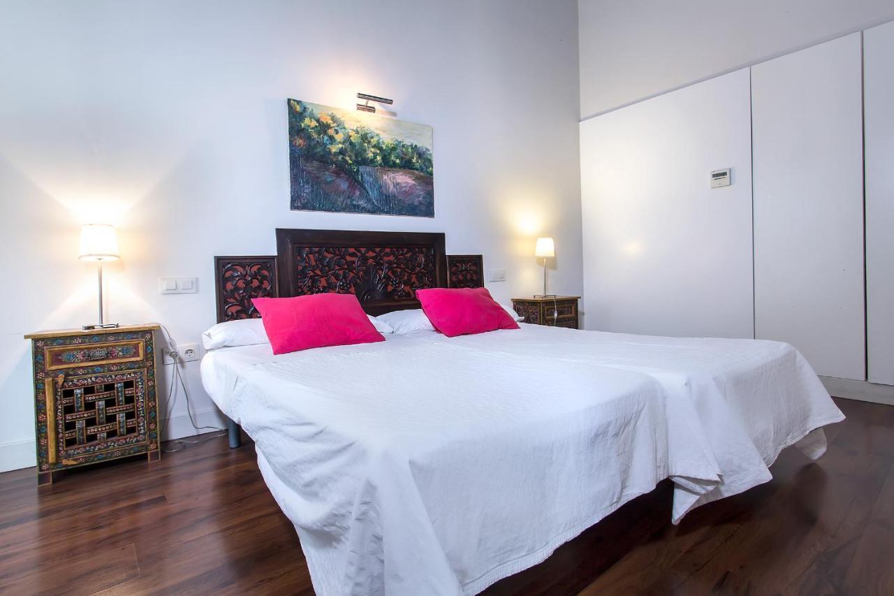 One-Bedroom Apartment Álvarez Quintero 19,1247969902:JPEG