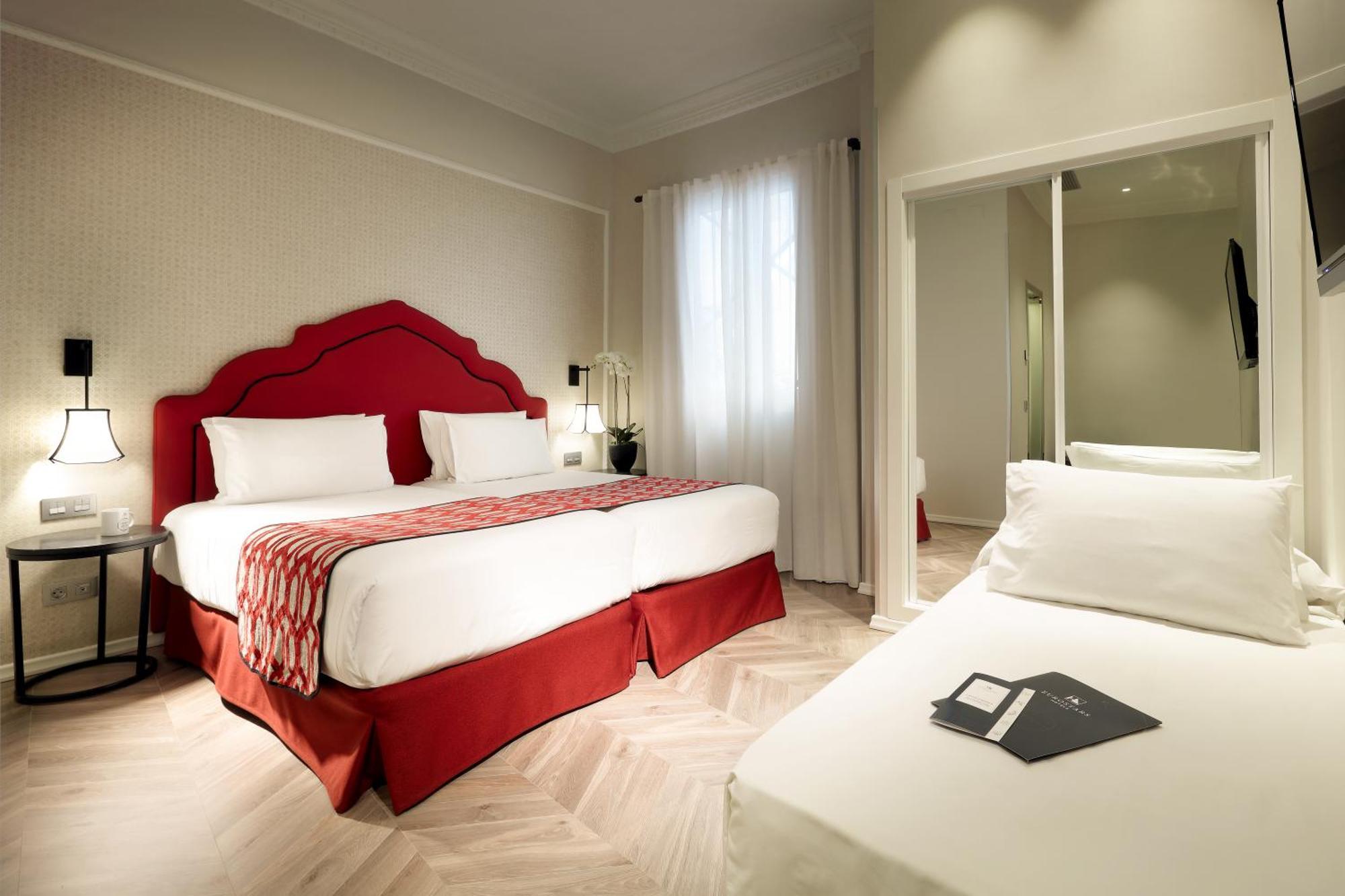 Triple Room,1708145603:JPEG