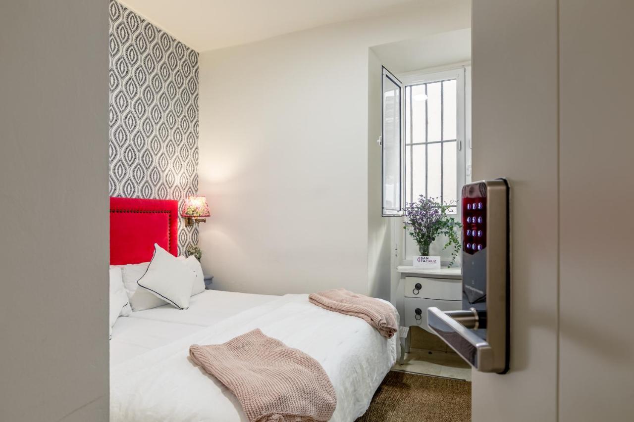 Economy Double or Twin Room,1295221549:JPEG