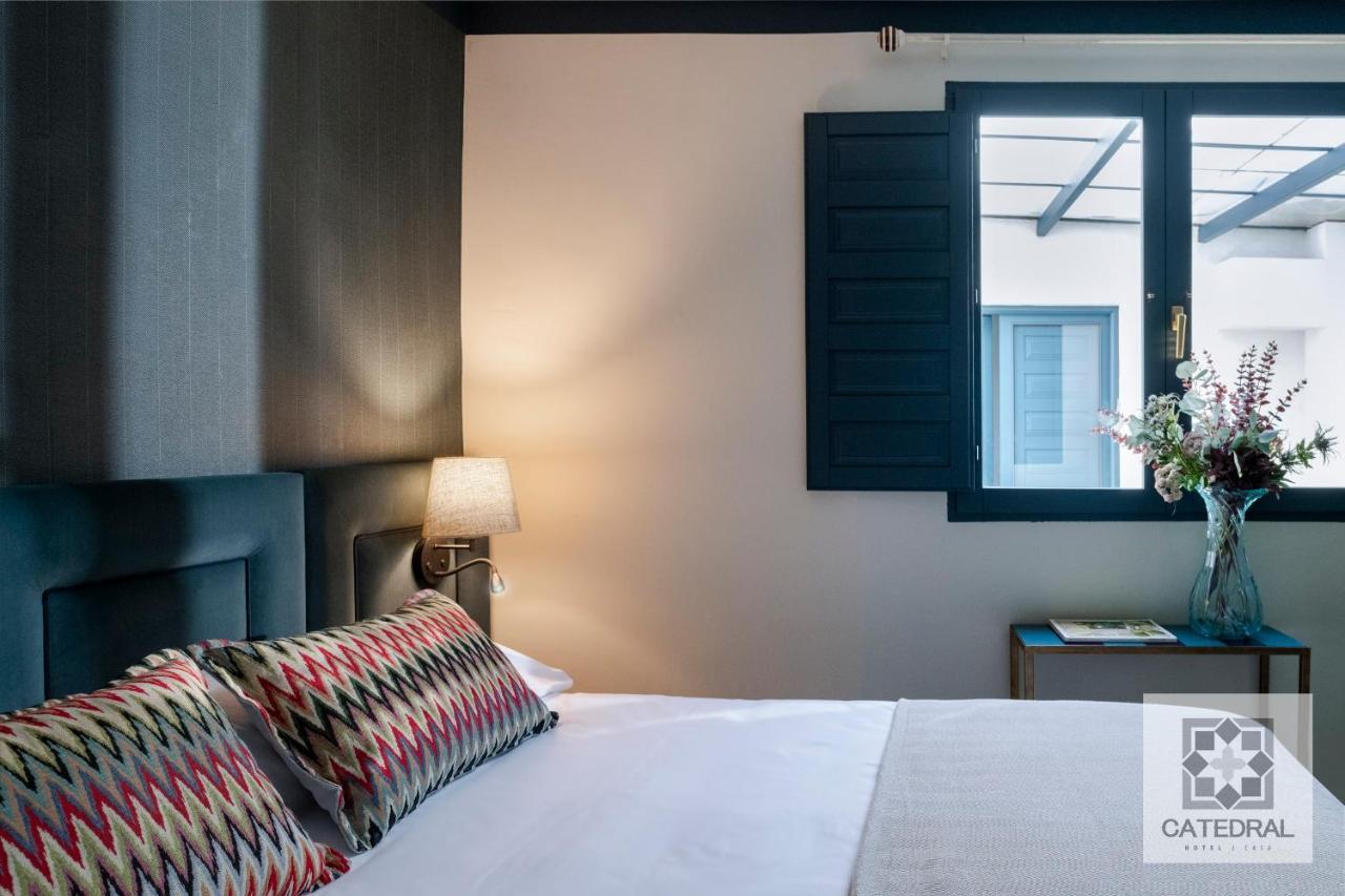 Deluxe King Room,1349859295:JPEG