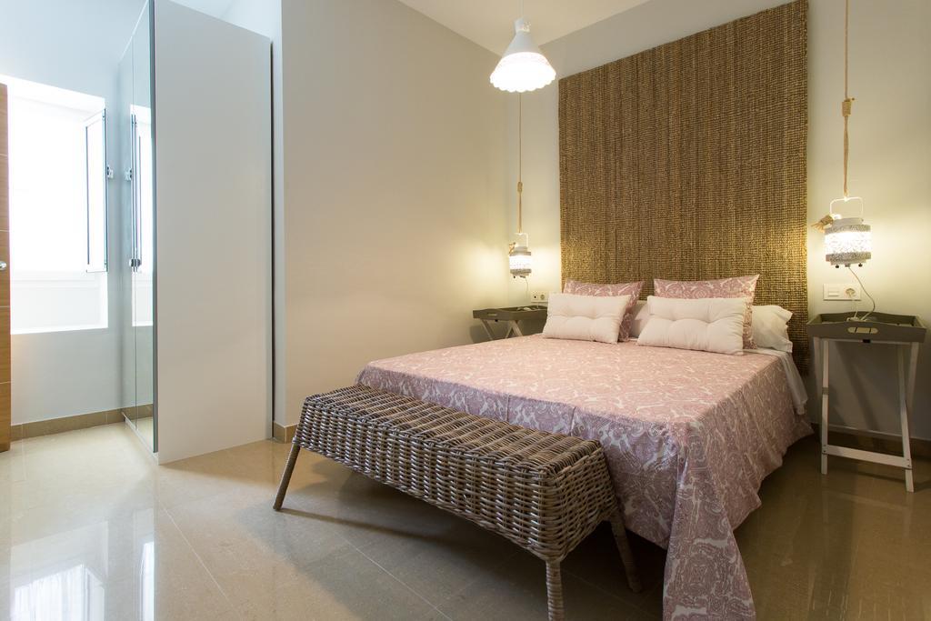 Three-Bedroom Duplex Apartment with Terrace - 10,140918208:JPEG