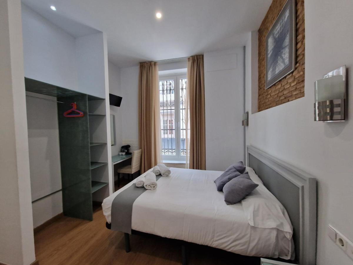 Budget Double Room,1588068467:JPEG