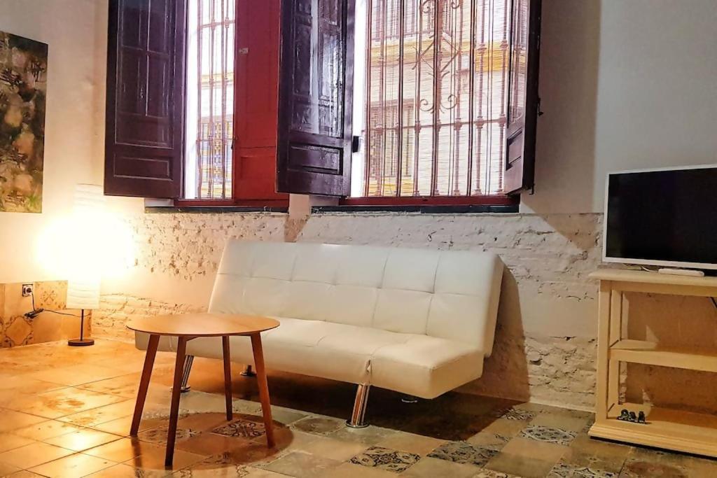 One-Bedroom Apartment,1499619568:JPEG