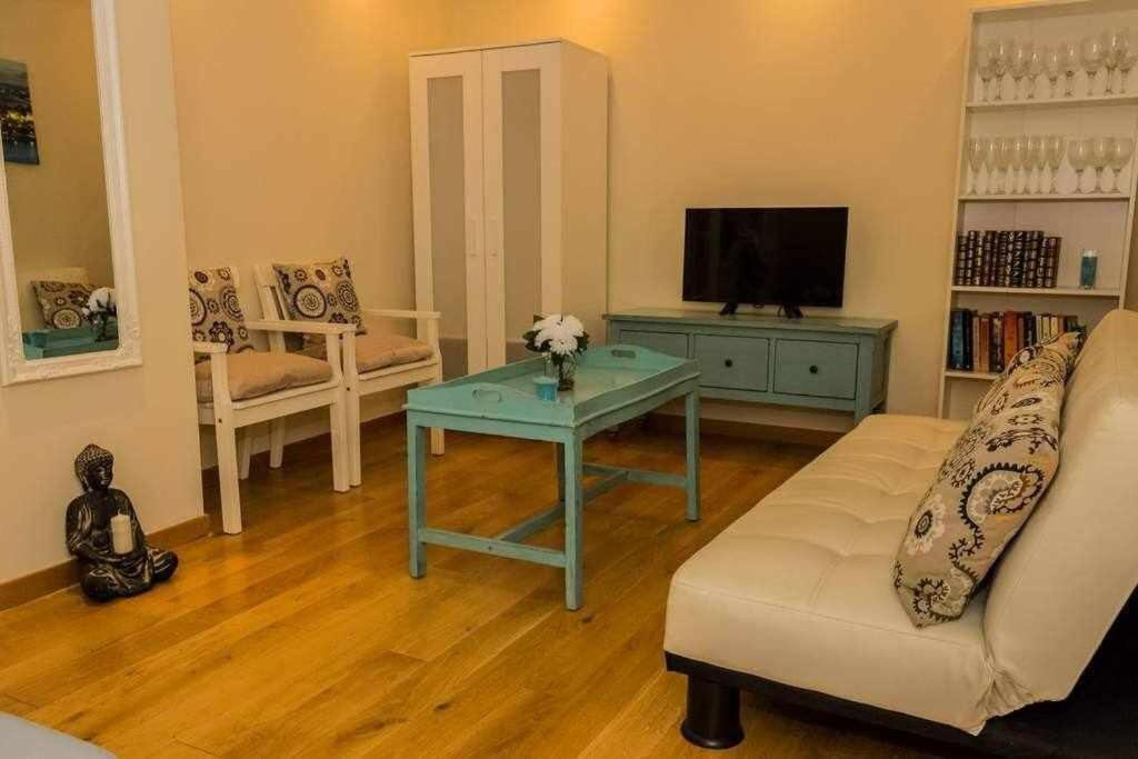 Three-Bedroom Townhouse