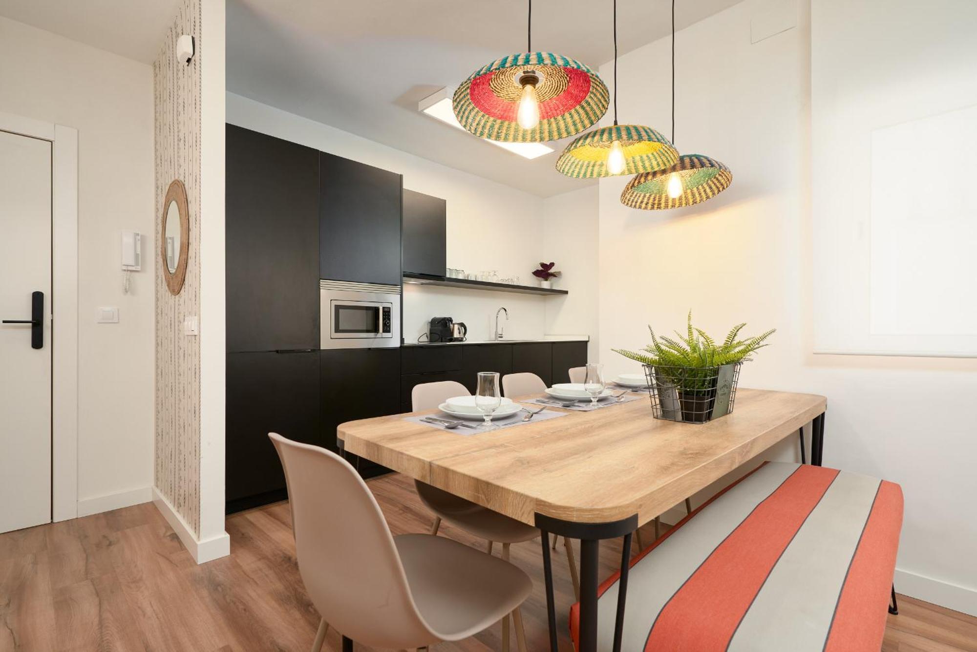 Apartamento de 2 Quartos com Terraço