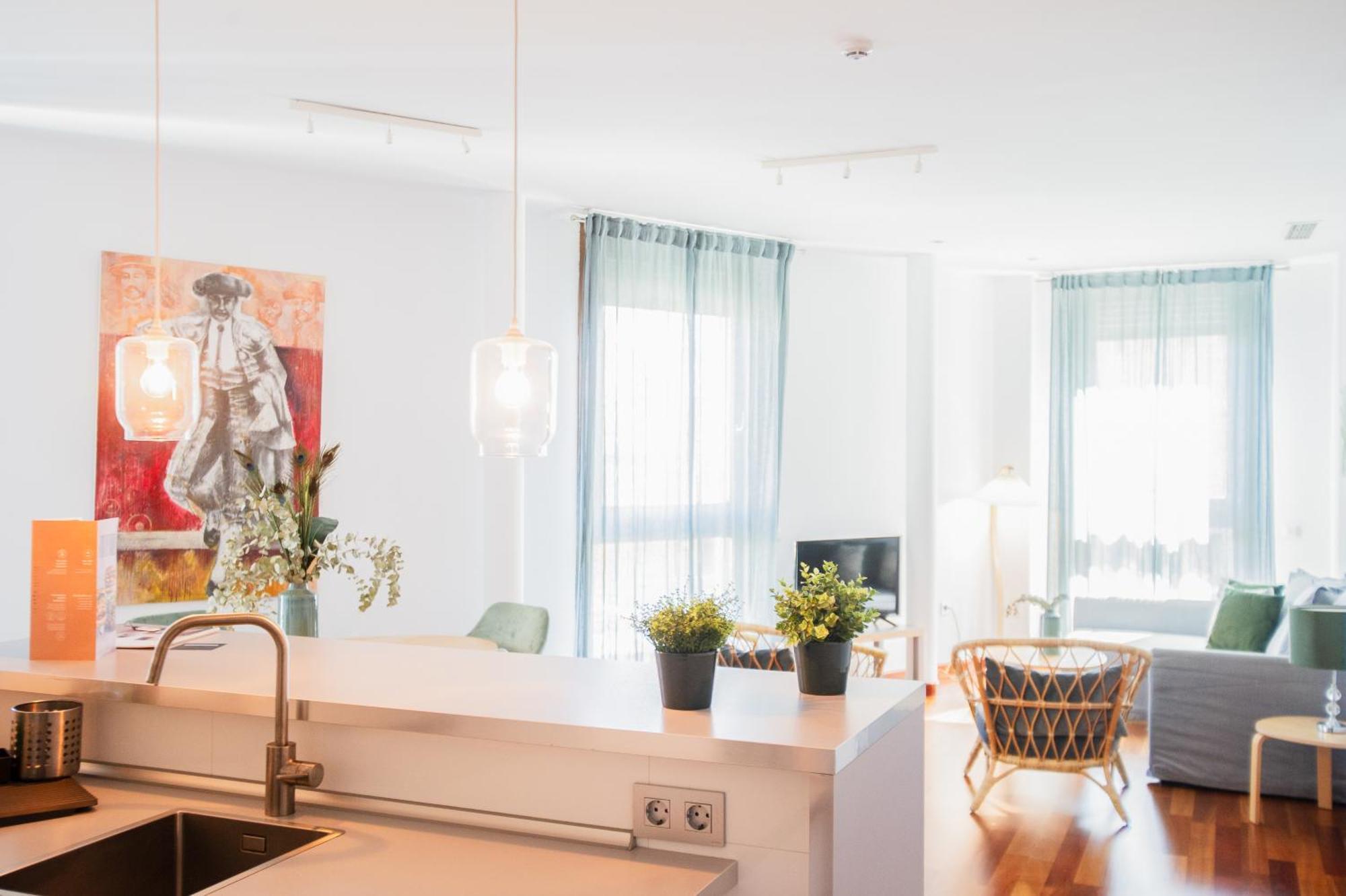 One-Bedroom Apartment,1571301650:JPEG