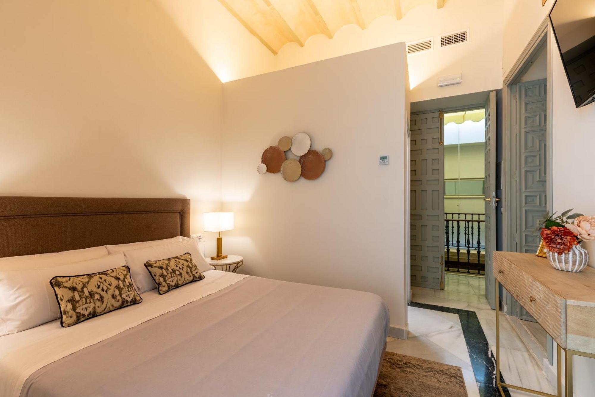 Quadruple Room Private Bathroom