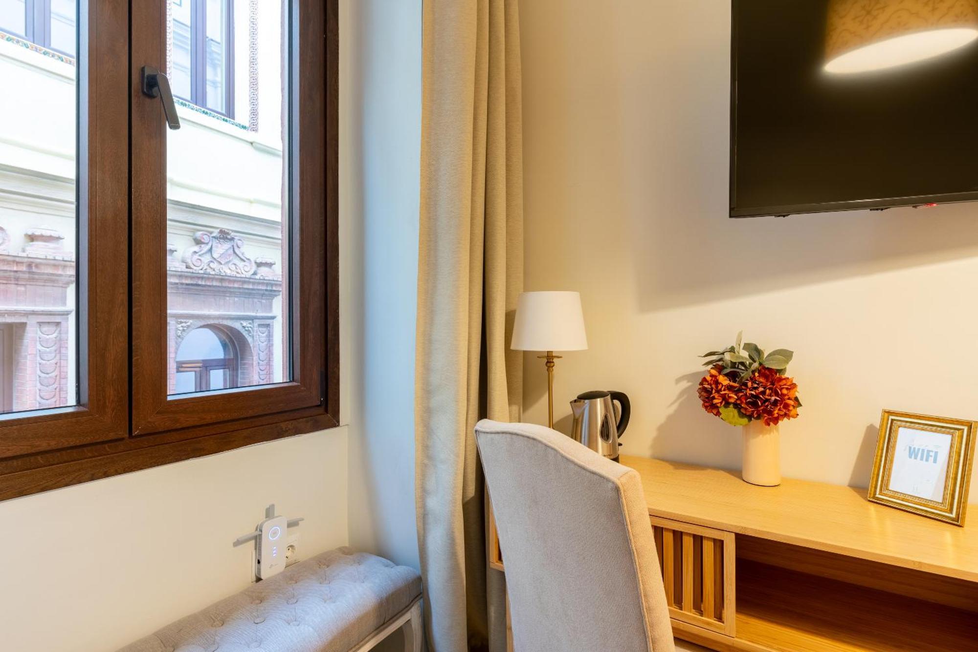 Single Room Private Bathroom