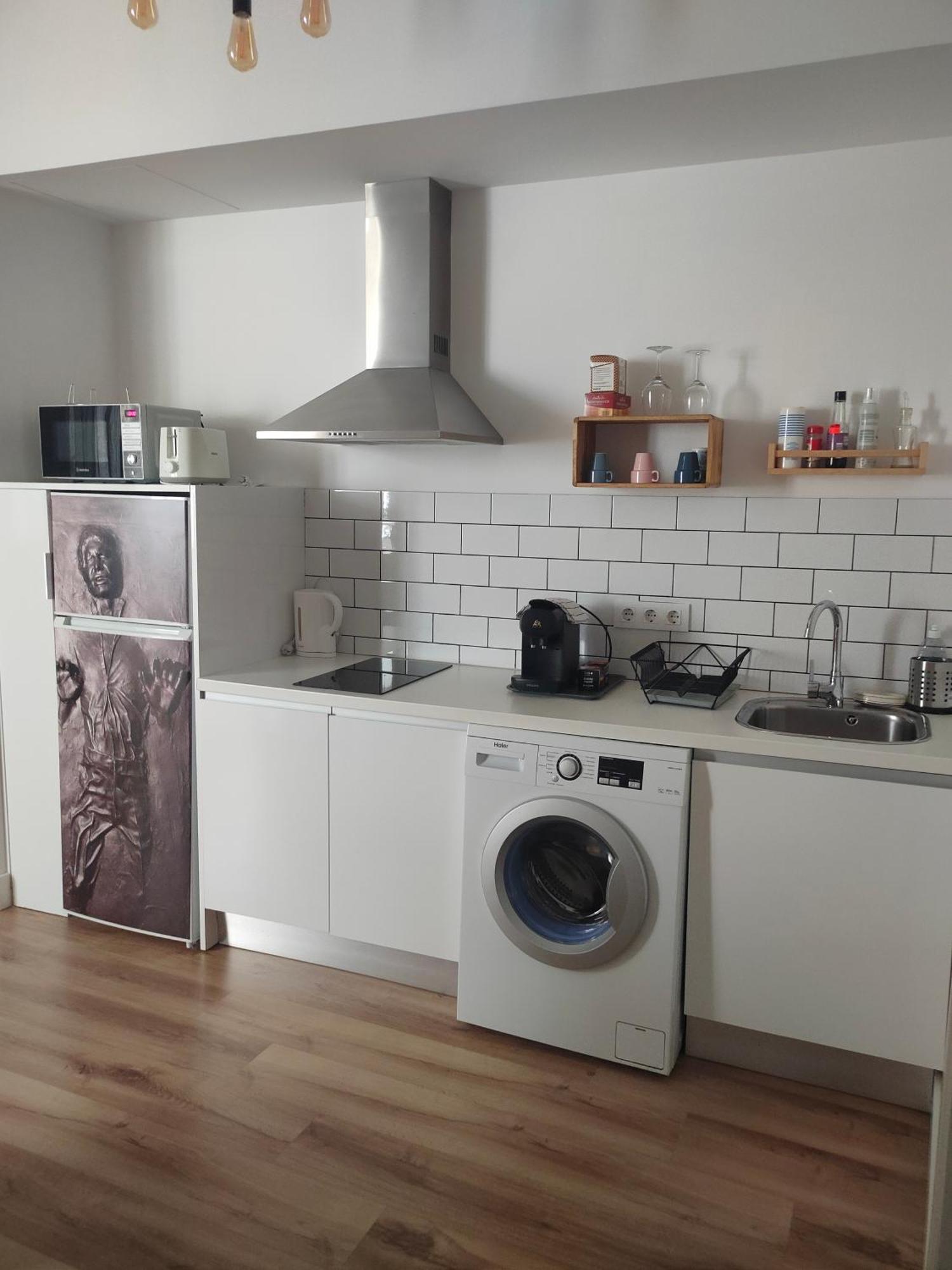 Bright Deluxe Apartment