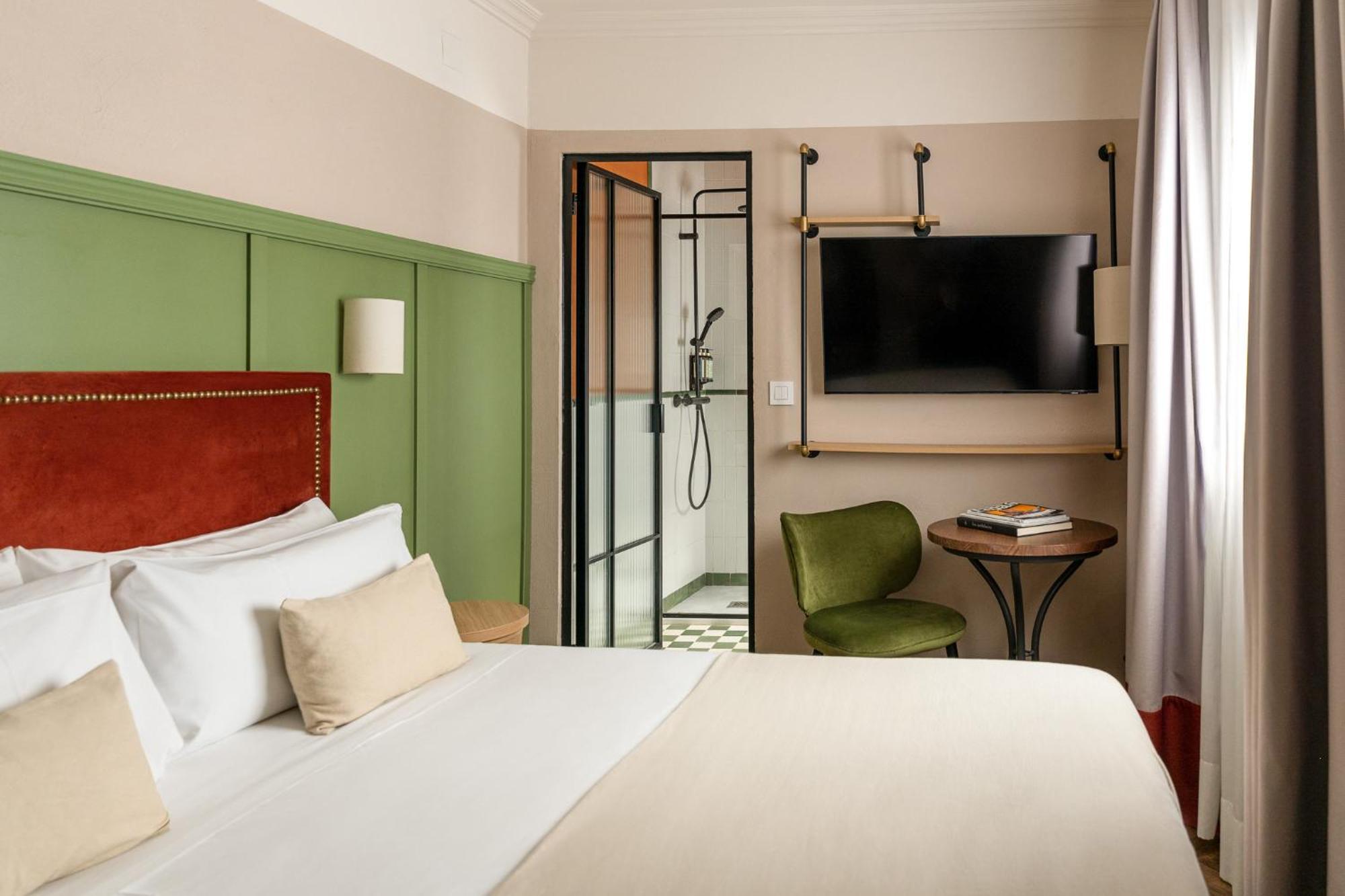 Double Room,1681862852:JPEG