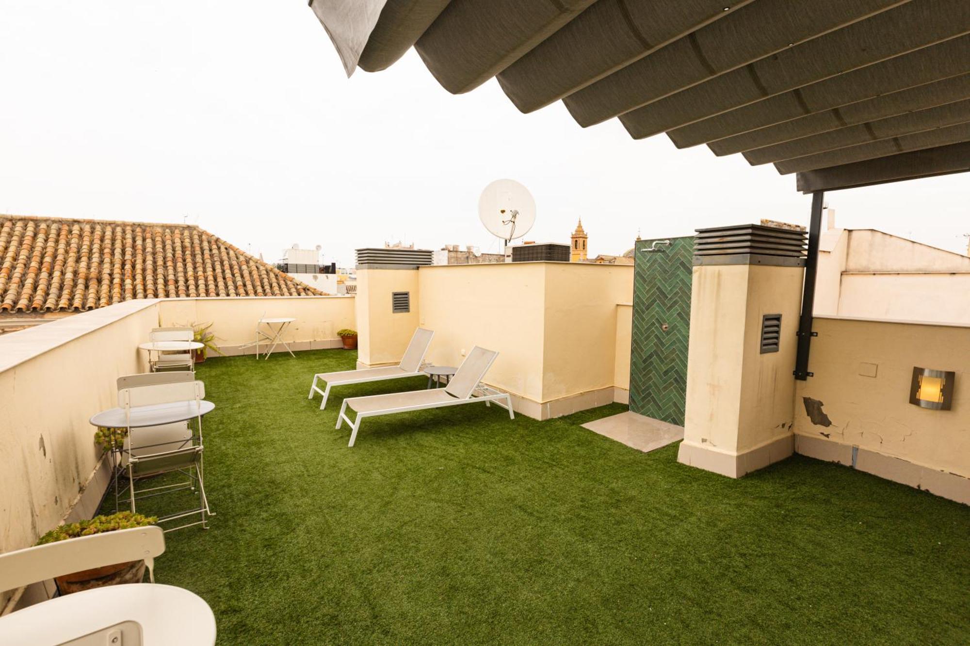 One-Bedroom Apartment Private Patio
