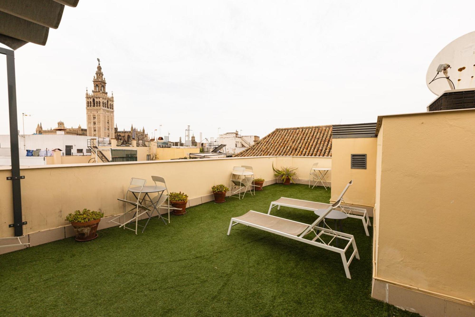 One-Bedroom Apartment Private Patio