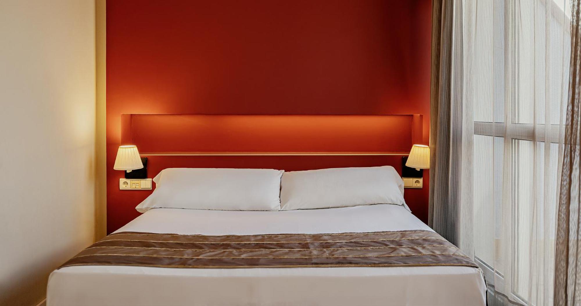 Deluxe Double or Twin Room Spa Bath