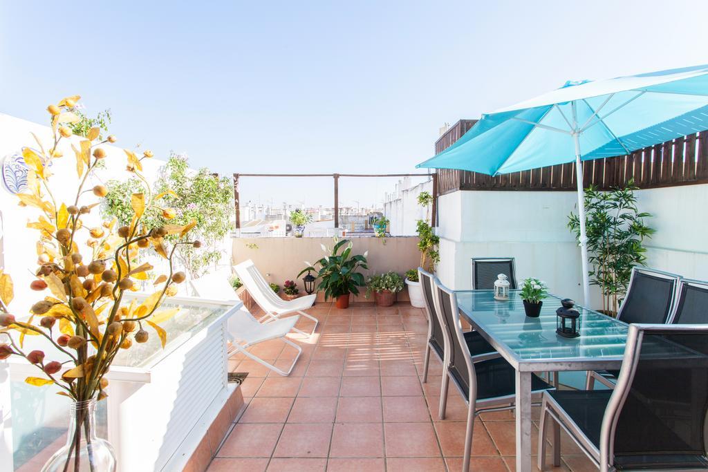 Appartement met 2 Slaapkamers en een Eigen Terras - Zolder