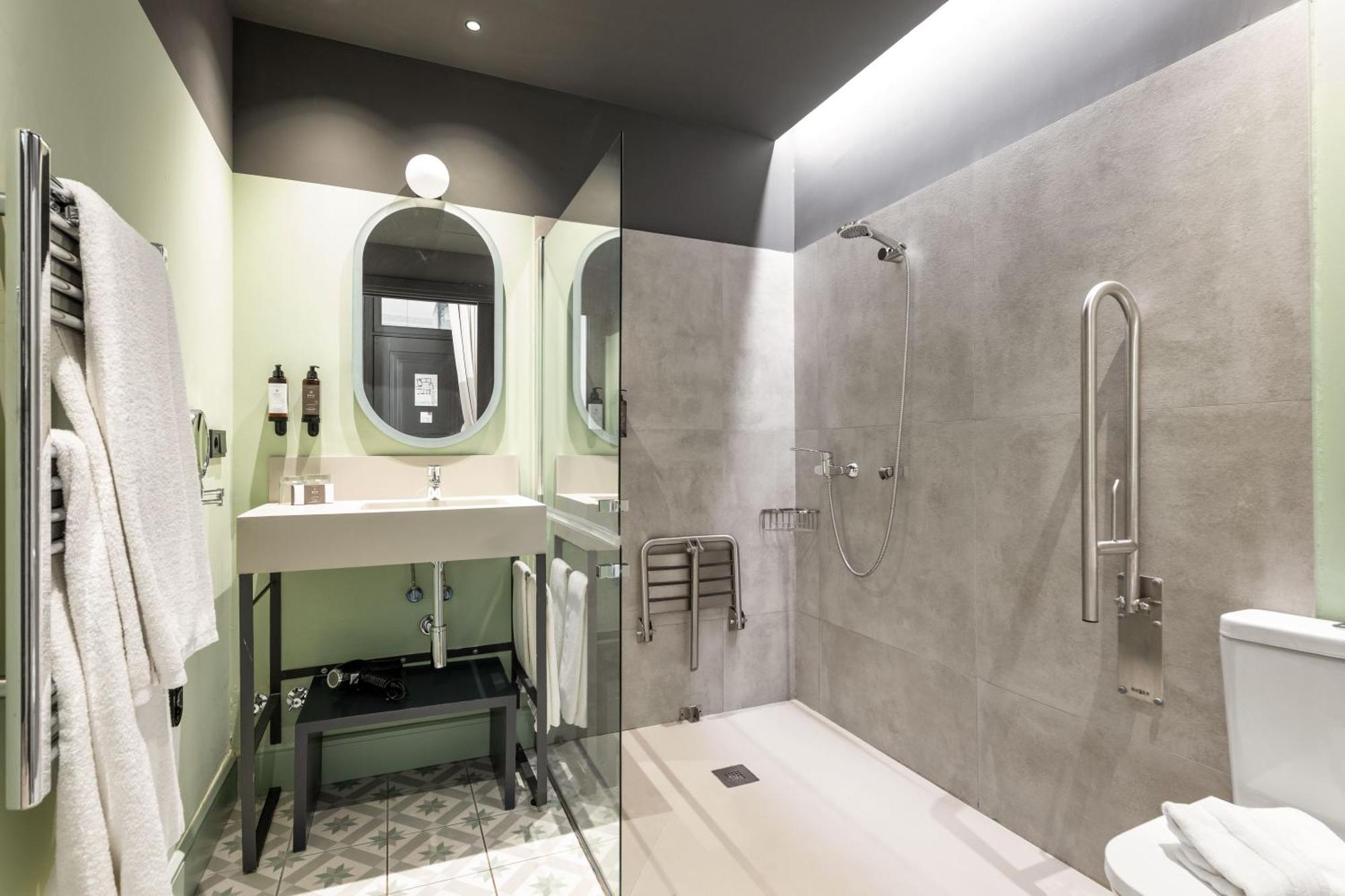 Double or Twin Room Interior View