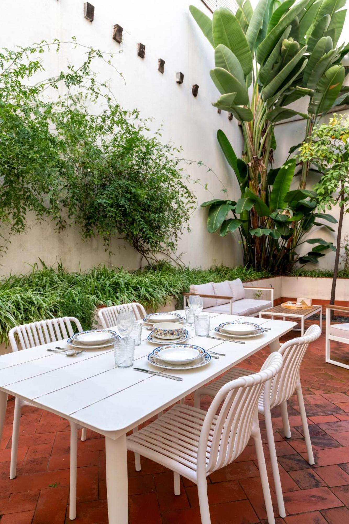 Apartment Ground Floor Private Patio