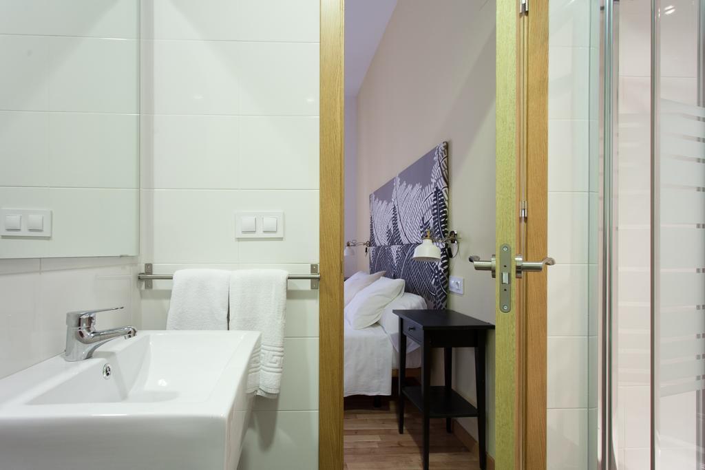 Three-Bedroom Apartment Laraña 52
