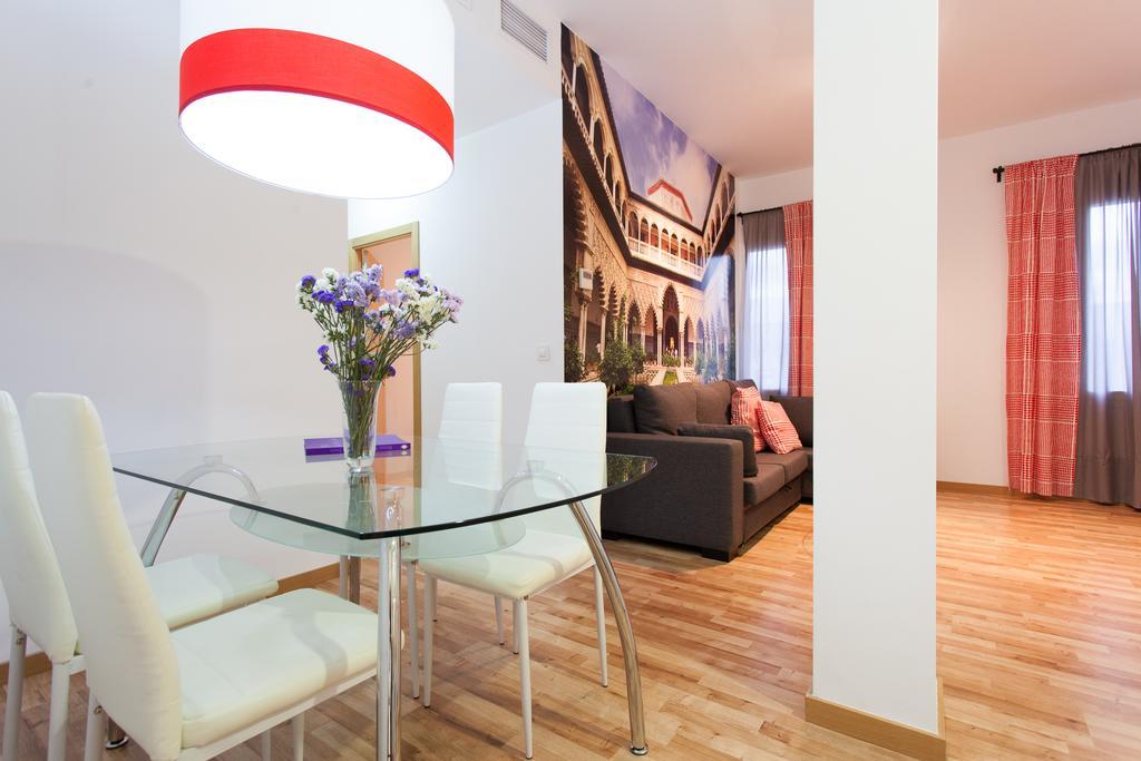 Three-Bedroom Apartment Laraña 54