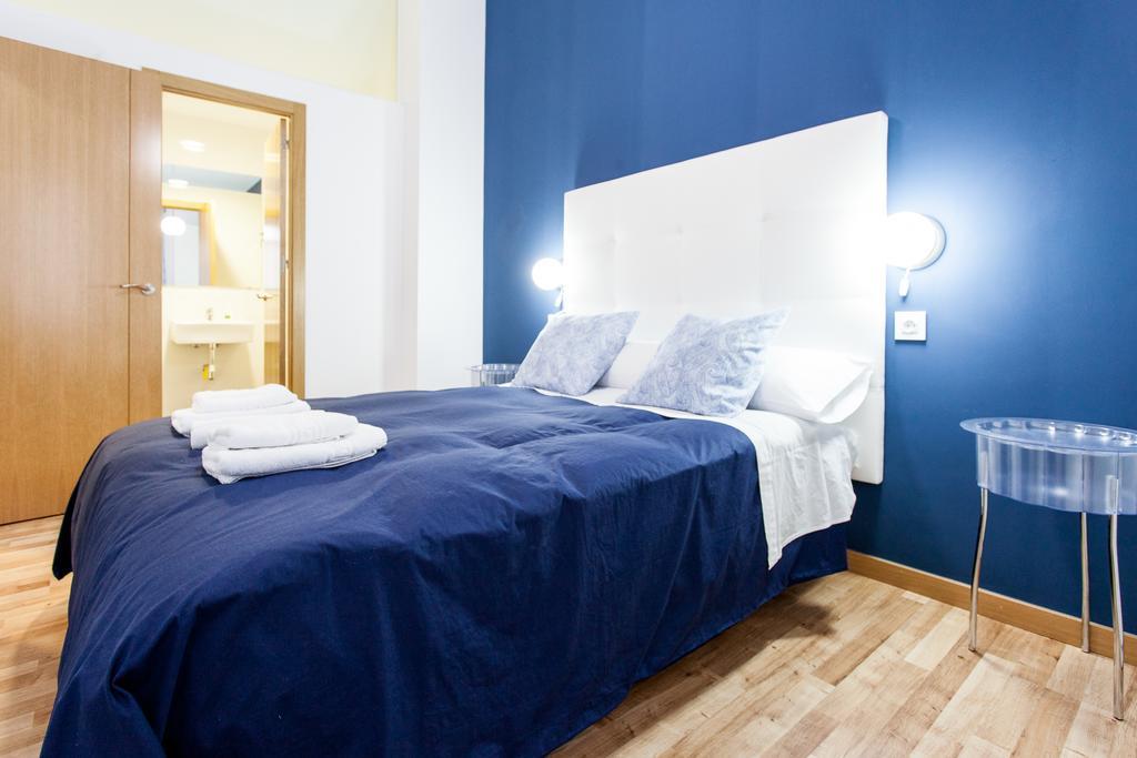 Three-Bedroom Apartment Laraña 54