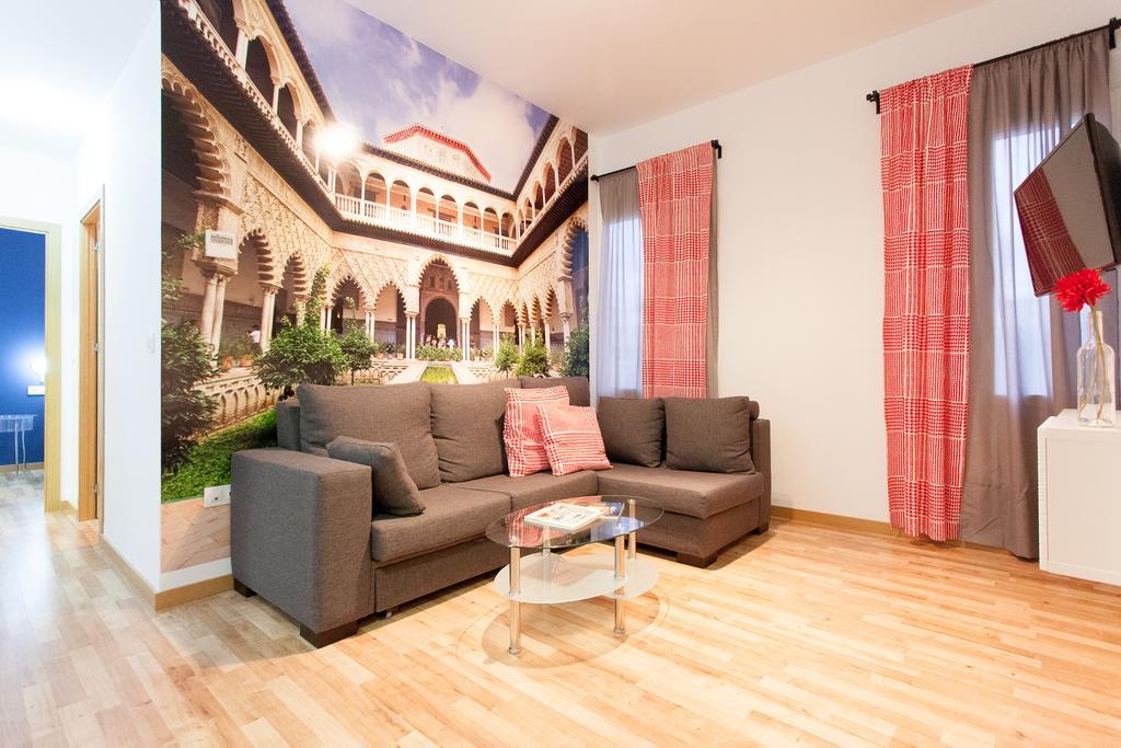 Three-Bedroom Apartment Laraña 54
