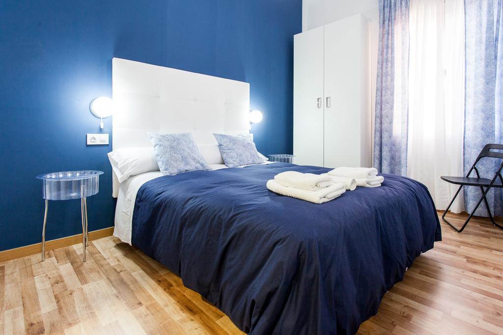 Three-Bedroom Apartment Laraña 54