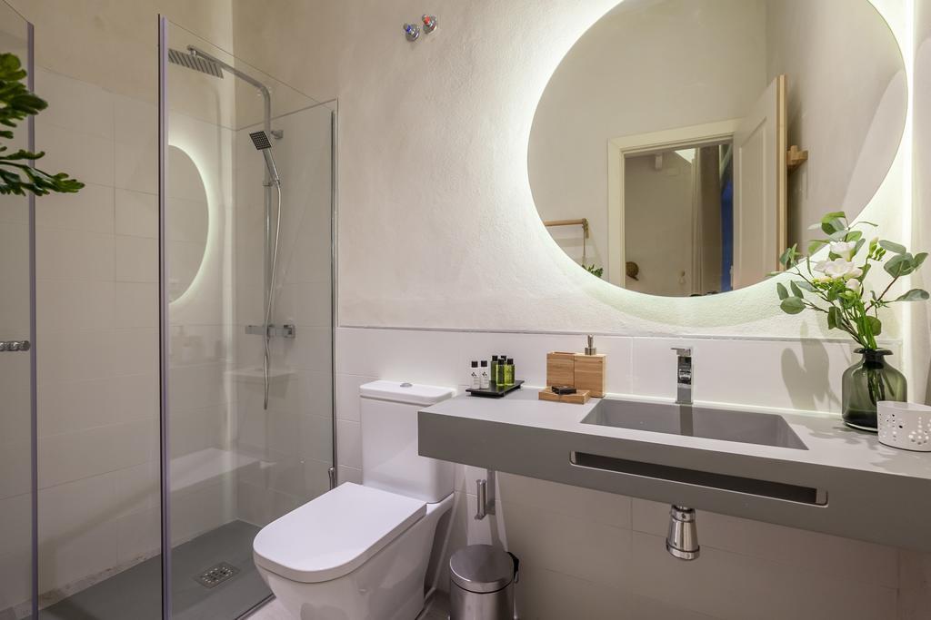 Apartment with Courtyard,399225738:JPEG