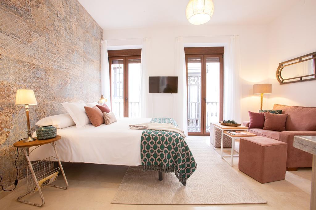 Double Room,398536671:JPEG