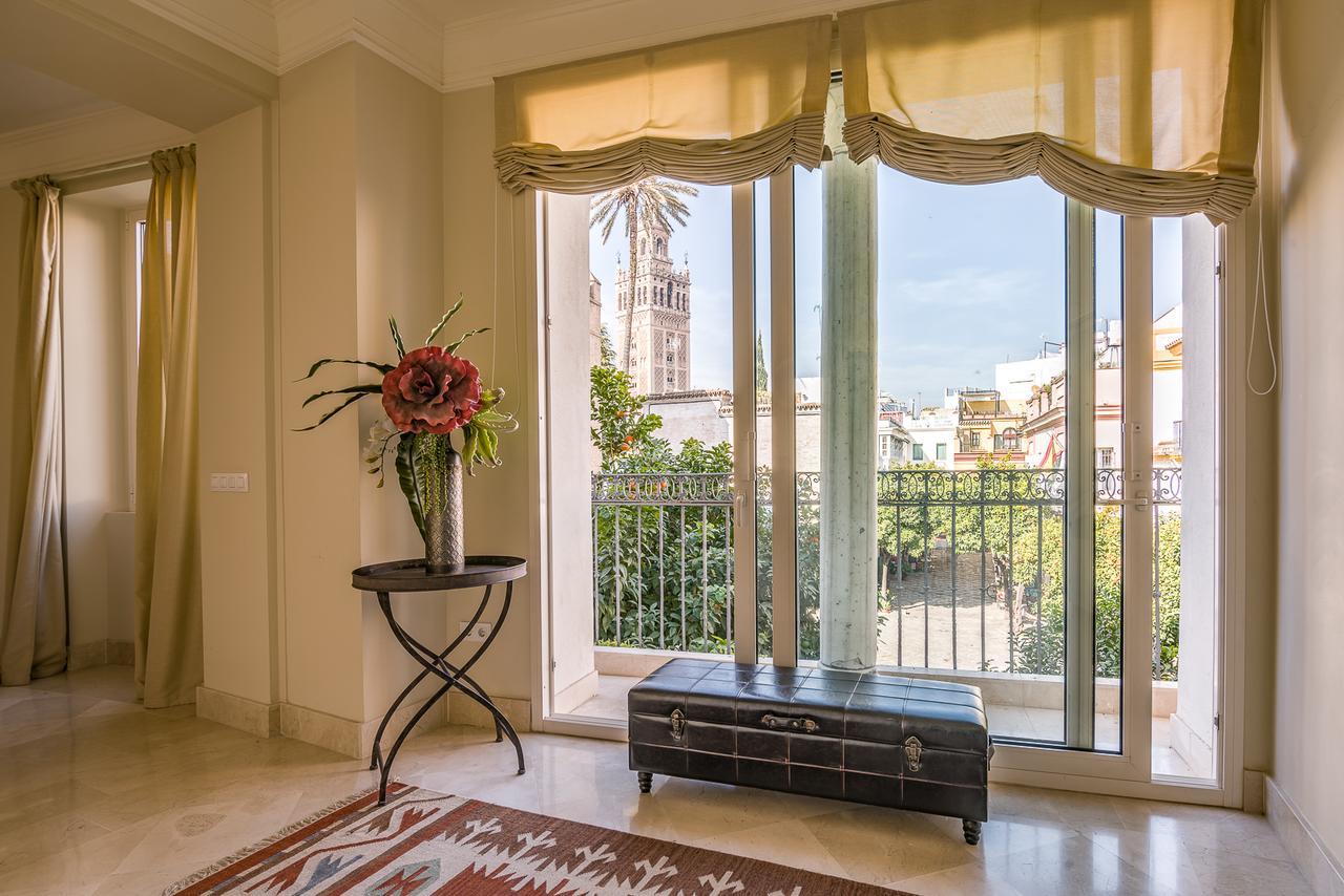 Deluxe Apartment Giralda views