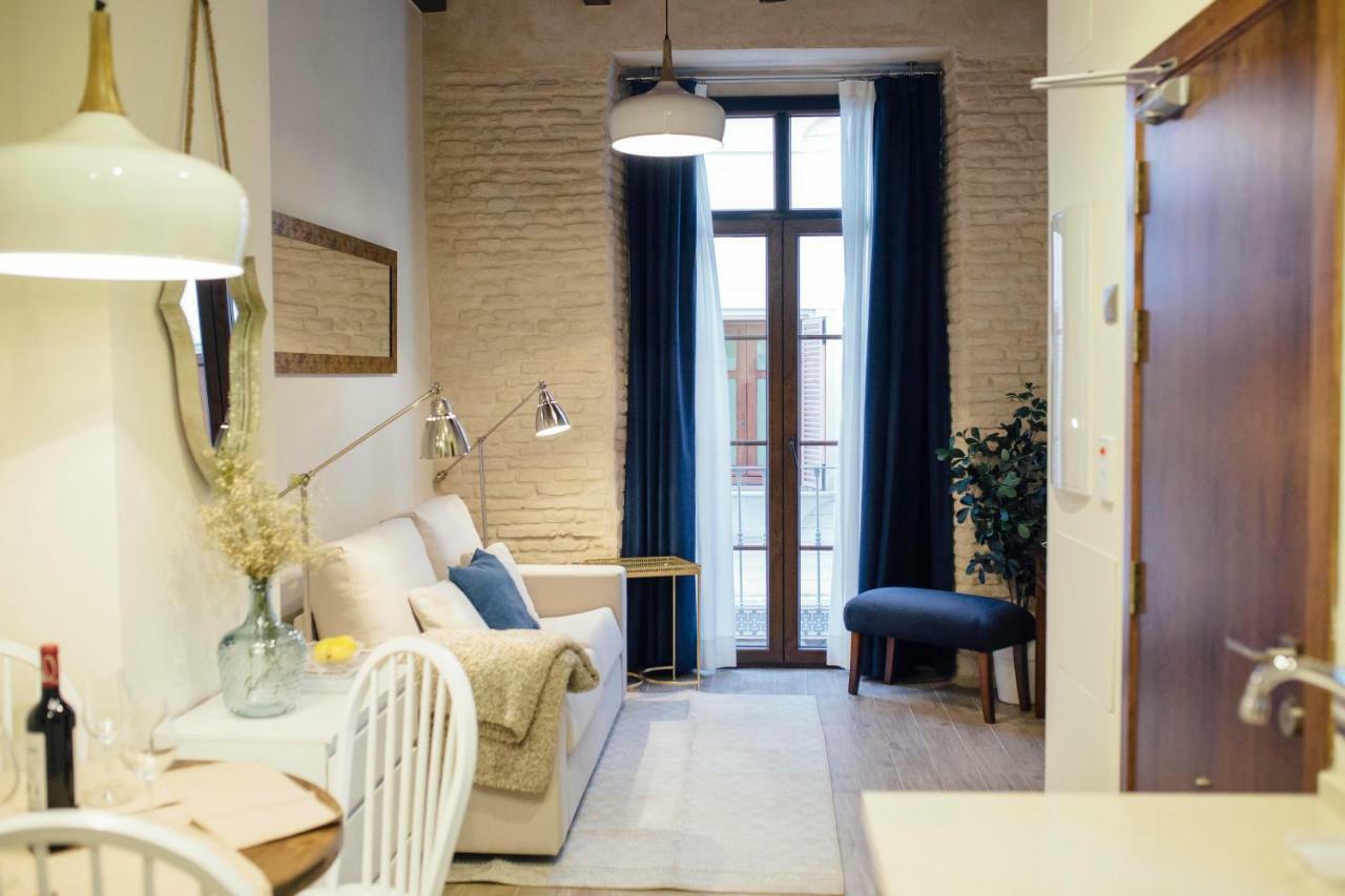 One-Bedroom Apartment,902638258:JPEG