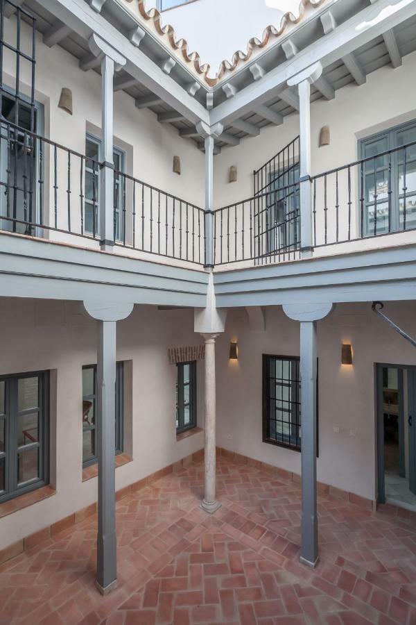 Apartment Ground Floor,861898850:JPEG