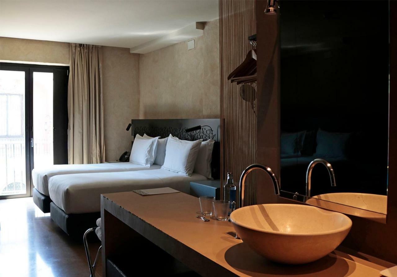 Deluxe Double Room Views