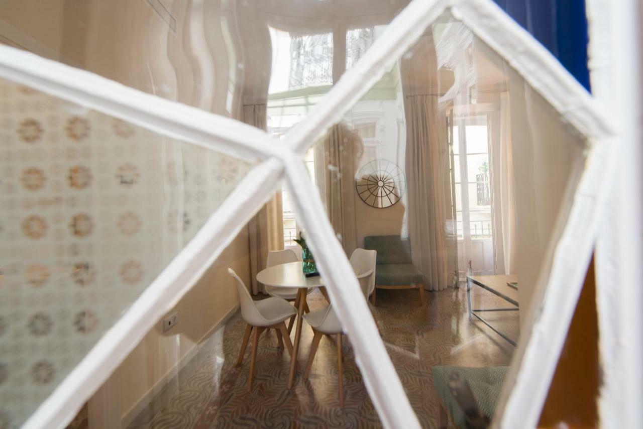 One-Bedroom Apartment Second Floor,911660353:JPEG