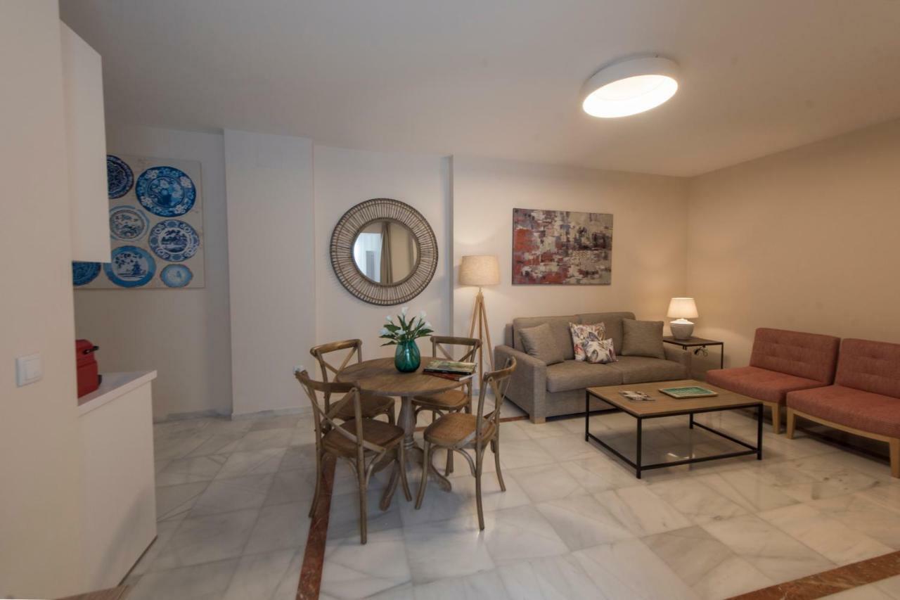 One-Bedroom Inner Apartment Second Floor