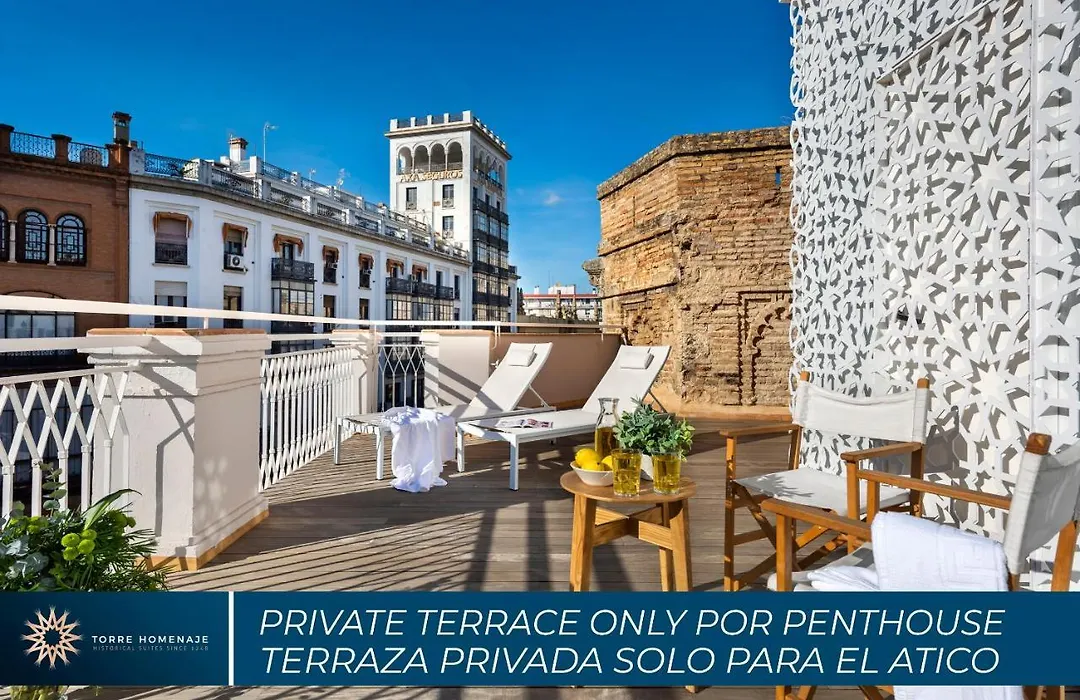 Torre Homenaje Historical Suites-1