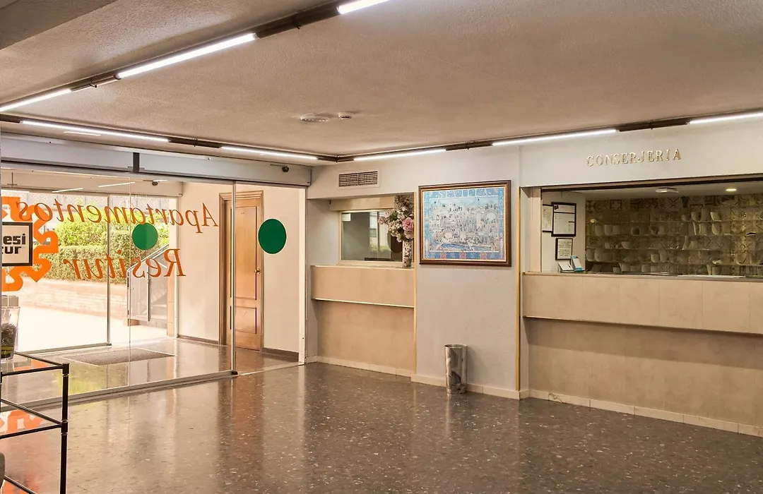 Apartamentos Resitur-1