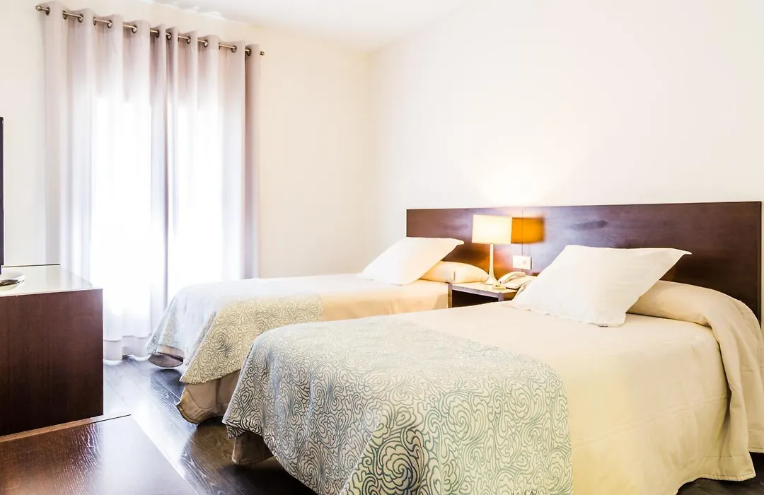 Hotel Madrid De Sevilla By Shs-1