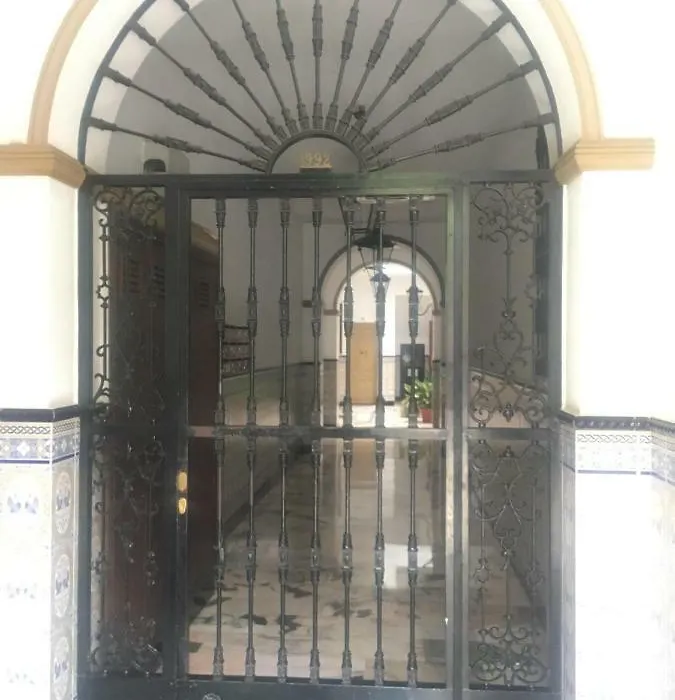 Hispalis Puerta Carmona-1