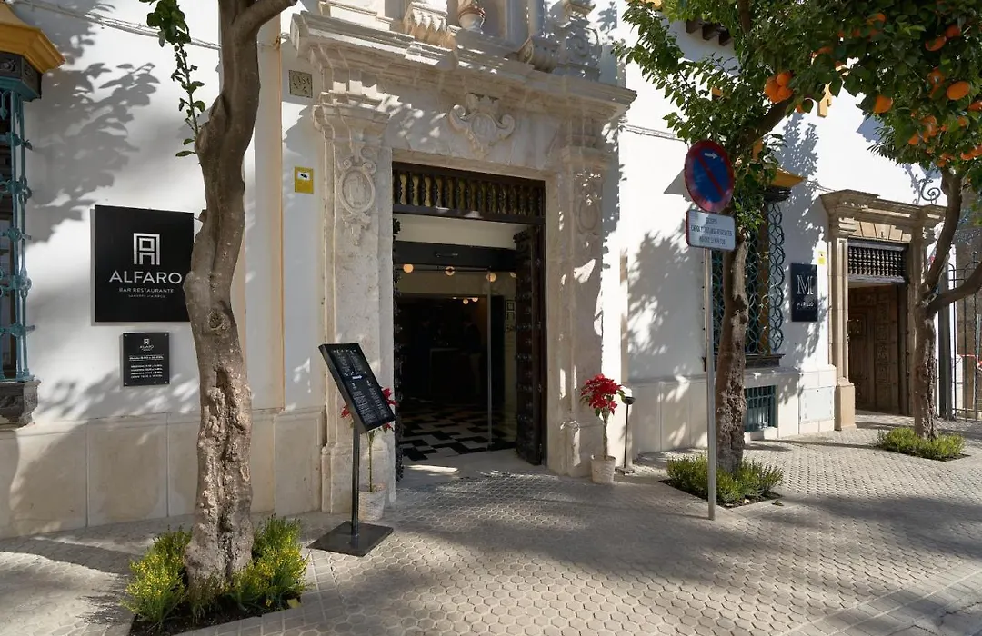 Suites Murillo Plaza Sta. Cruz-1
