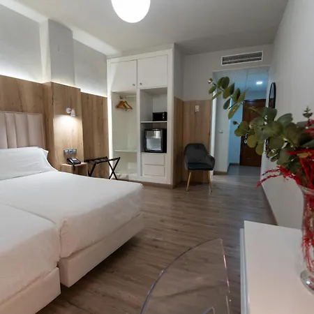 Hotel Sercotel Dona Carmela-2