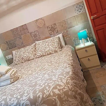 Busto Reform Apartamento Centro Sevilla Parking Netflix-3