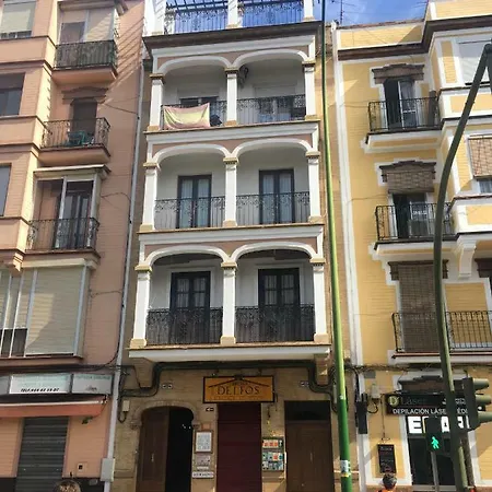 Hispalis Puerta Carmona-2